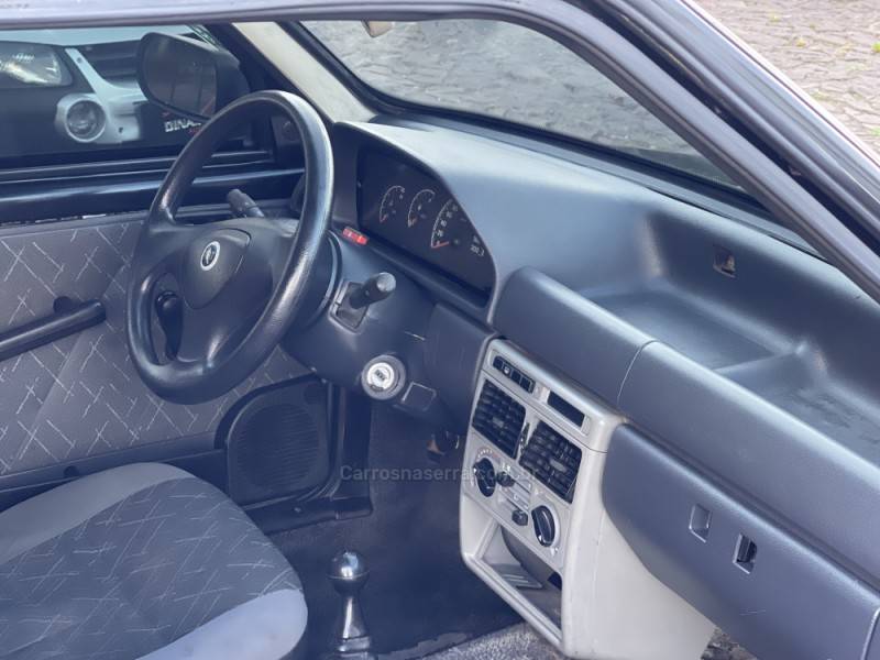FIAT - UNO - 2005/2006 - Preta - Sob Consulta