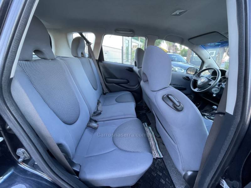 HONDA - FIT - 2006/2007 - Preta - Sob Consulta