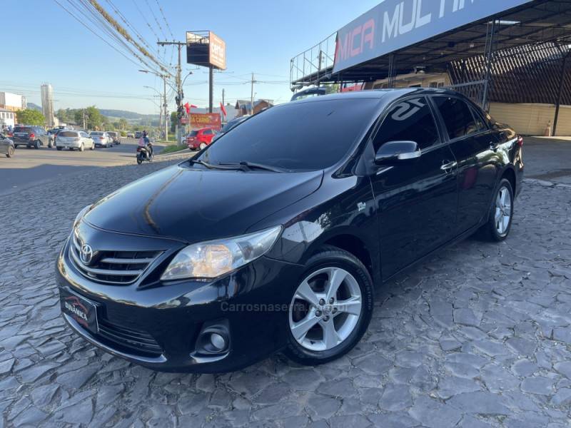 TOYOTA - COROLLA - 2011/2012 - Preta - Sob Consulta