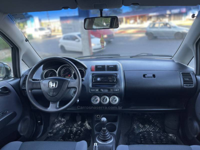 HONDA - FIT - 2006/2007 - Preta - Sob Consulta