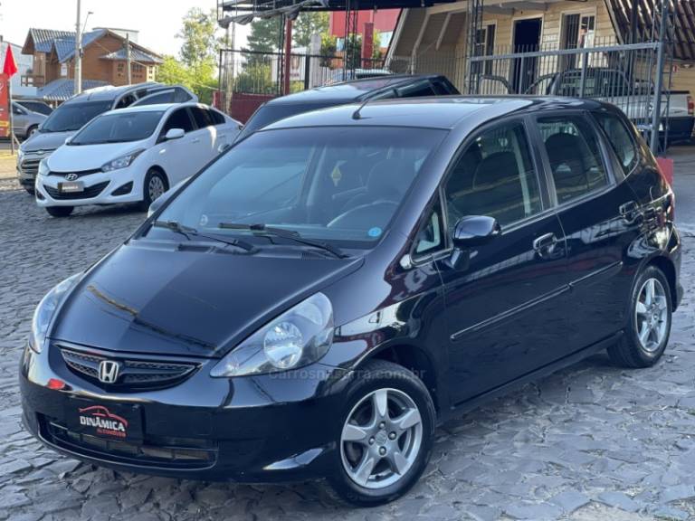 HONDA - FIT - 2006/2007 - Preta - Sob Consulta