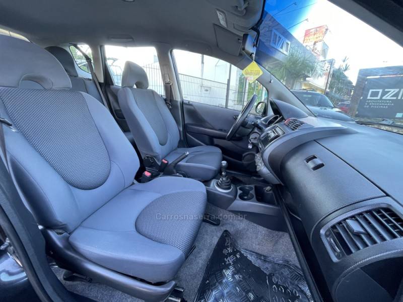 HONDA - FIT - 2006/2007 - Preta - Sob Consulta