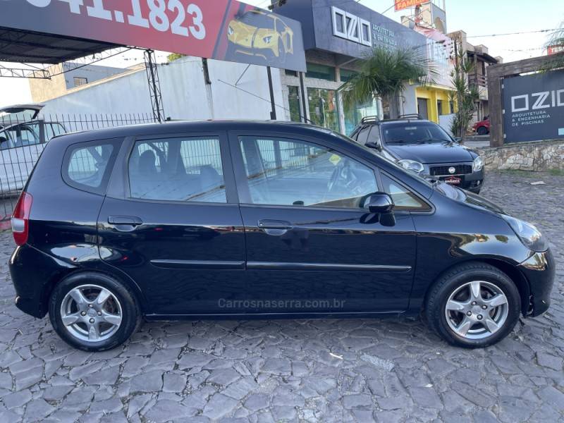HONDA - FIT - 2006/2007 - Preta - Sob Consulta